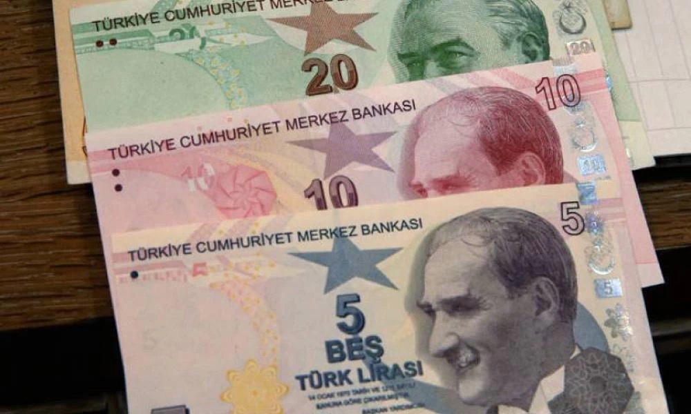 "Στο χείλος του γκρεμού" η Τουρκική οικονομία